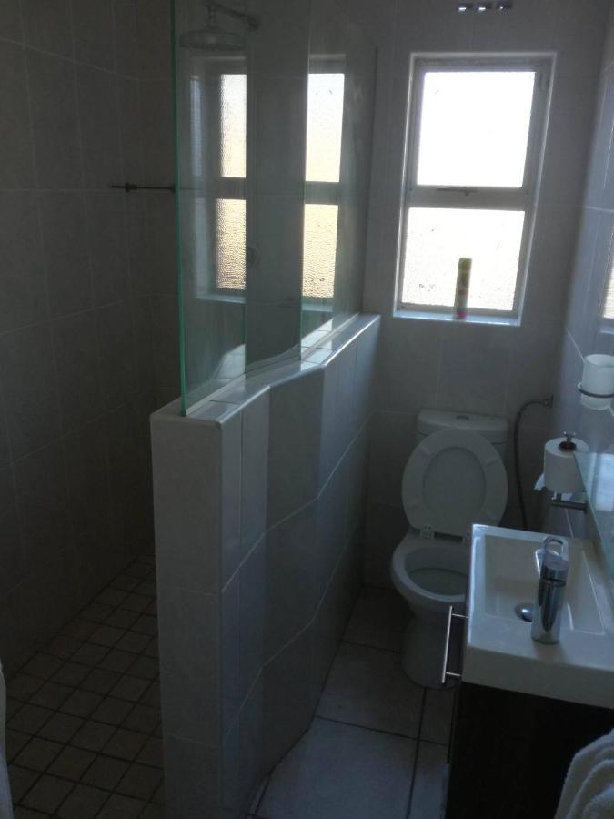 Hunters Self Catering Apartment East London Zewnętrze zdjęcie